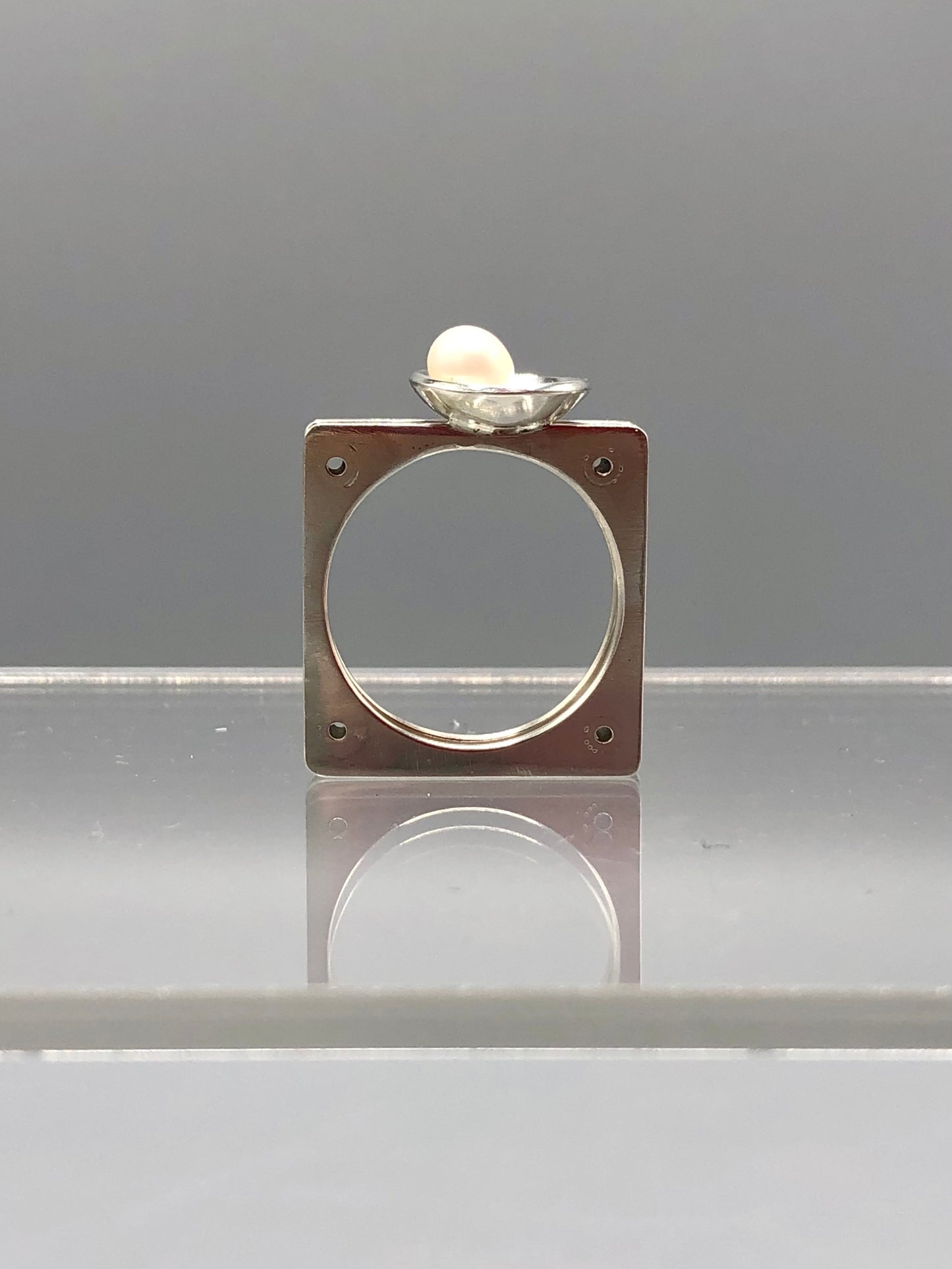 Blanc & Pearl - Ring Alignment