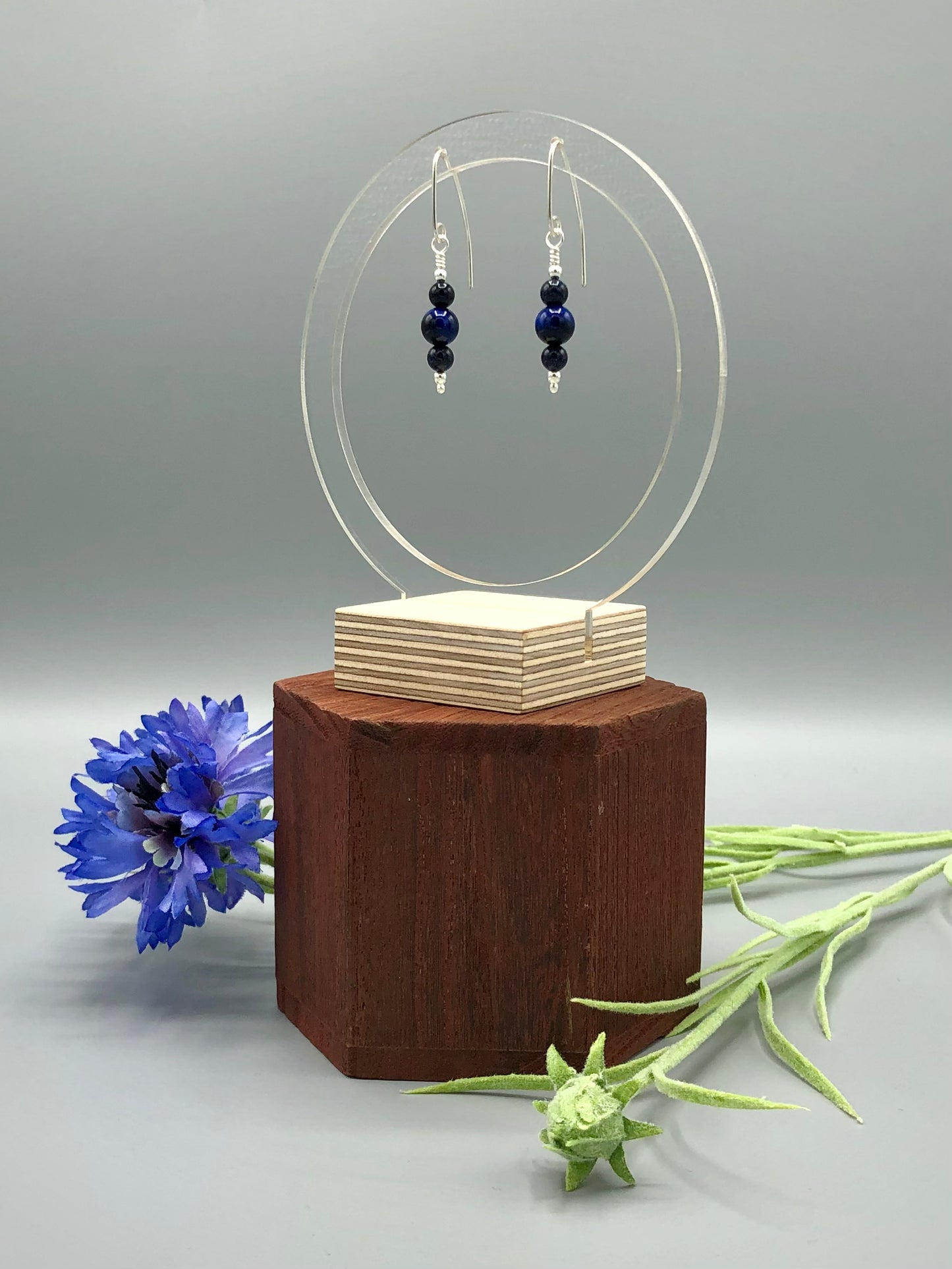 Hooked - Lapis
